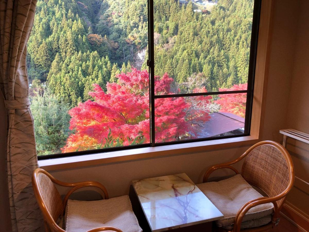 Hotel Kazuraya à Miyoshi  Extérieur photo