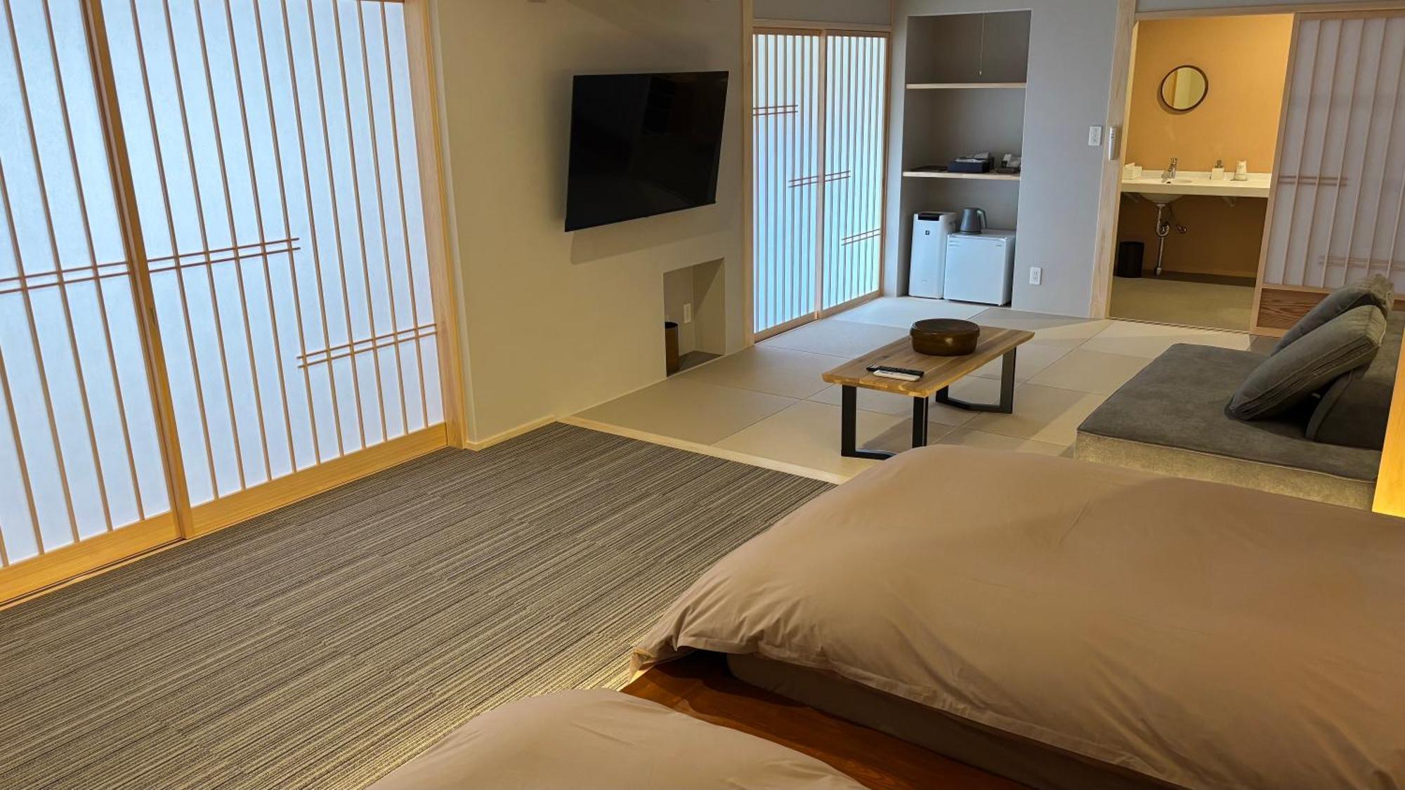 Hotel Kazuraya à Miyoshi  Extérieur photo